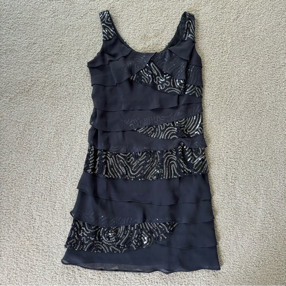 Gray Sparkle Formal Dress - size 4P - Picture 1 of 4